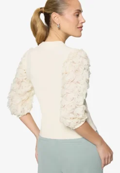 Feinstrickpullover mit 3D Blüten