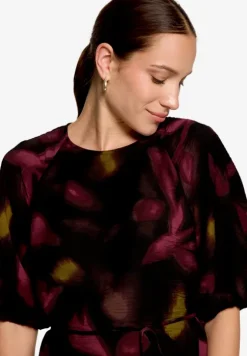 Minikleid mit Blumen