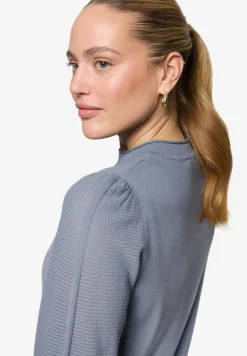 Pullover mit hohem Kragen