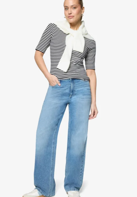 Ringelshirt mit U-Boot Ausschnitt
