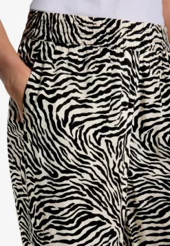 Schlupfhose mit weitem Bein