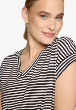 Shirt gestreift mit V-Ausschnitt