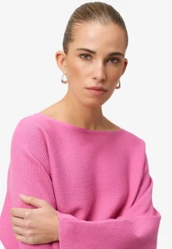 Strickpullover mit U-Bootausschnitt