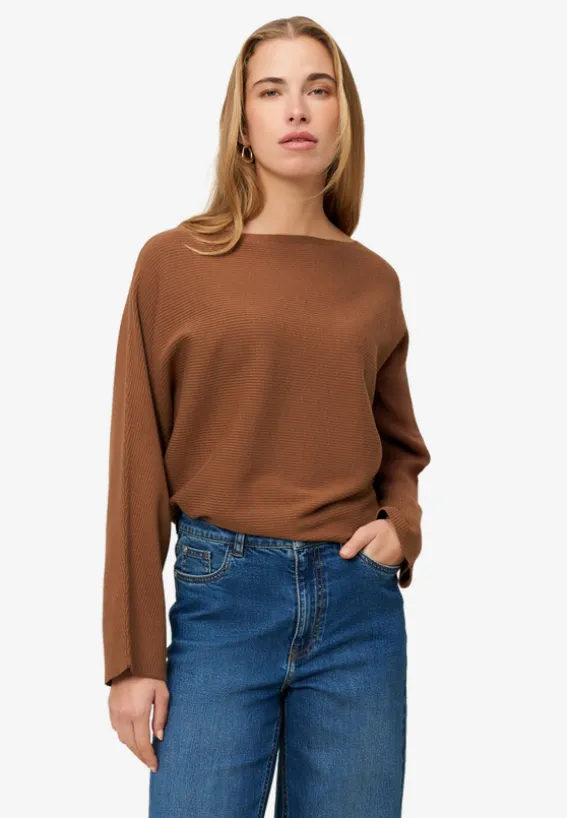 Strickpullover mit U-Bootausschnitt