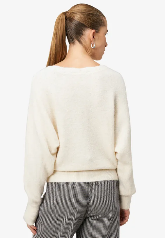 Strickpullover mit U-Boot Ausschnitt