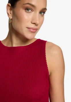 Stricktop mit U-Boot Ausschnitt