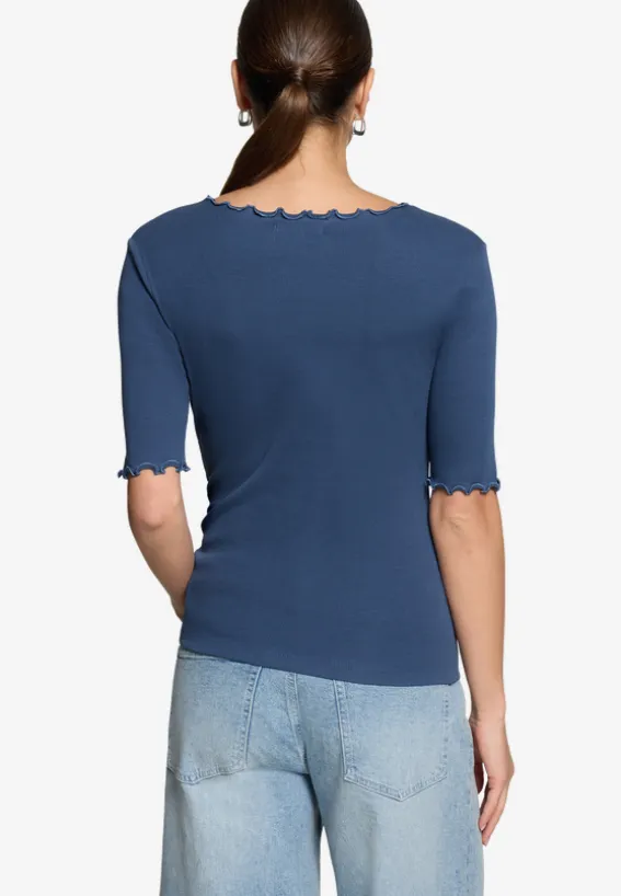 T-Shirt mit gerafftem Ausschnitt